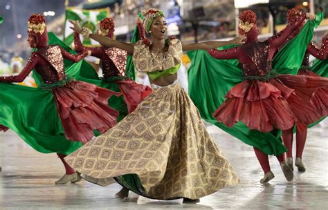 Brasileira/o – SambaPorno.com.